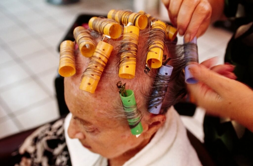 "Nieta sustituta": la vida de los jubilados estadounidenses a través de la lente de Naomie Harris