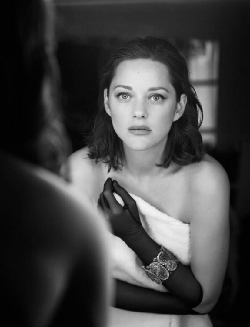 Noble Beauty and Mystery in the Pictures of Dominique Issermann Noble Beauty and Mystery in the Pictures of Dominique Issermann