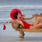 Norman Parkinson: The Man Who Brought Fashion Photography to the Streets Norman Parkinson: The Man Who Brought Fashion Photography to the Streets
