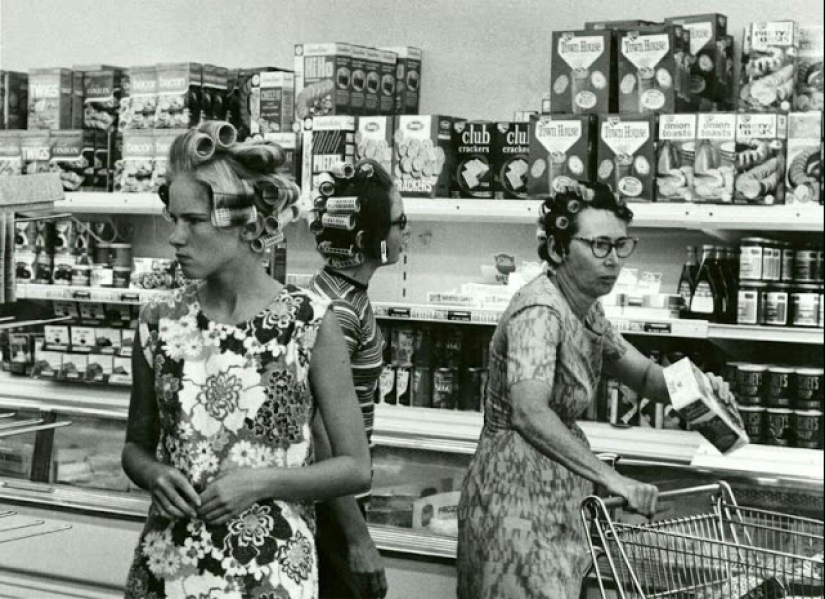 Nostalgia alienígena: la abundancia de tiendas estadounidenses en los años 60