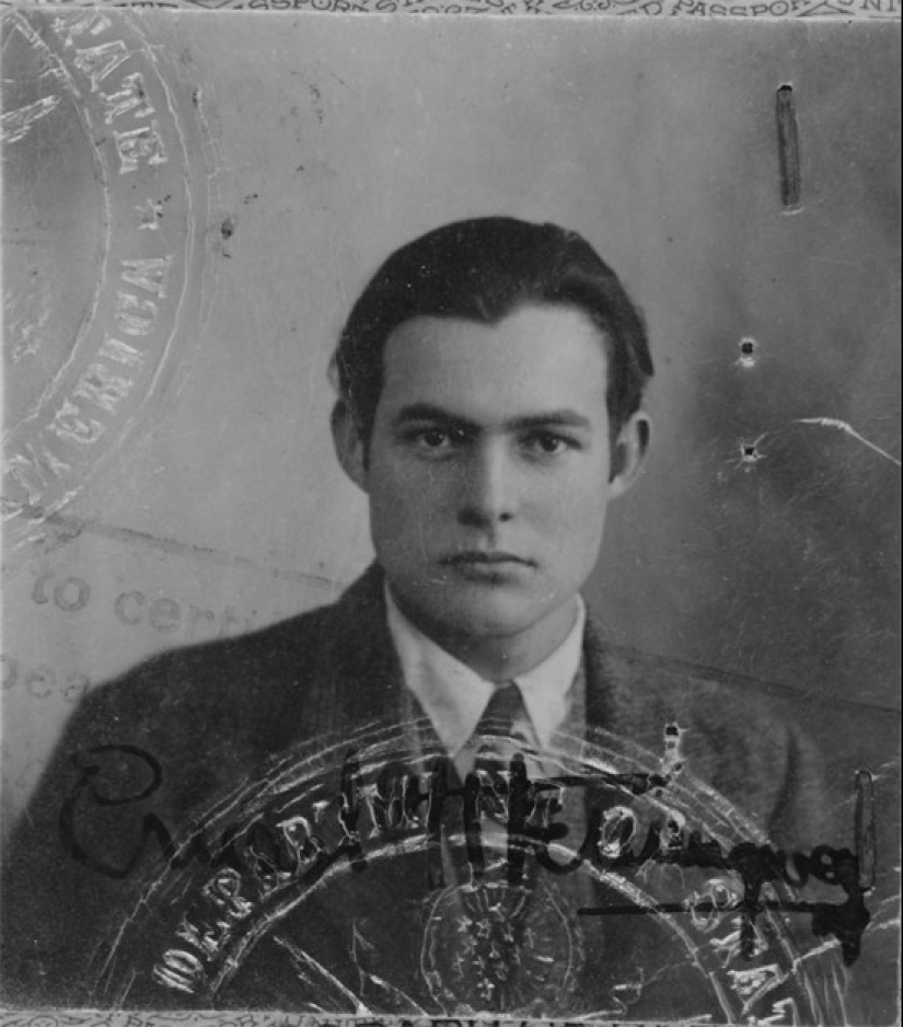 Not bayan, but DiCaprio's Russian grandmother: photos of famous people who have not yet walked on the Internet, and their history Not bayan, but DiCaprio's Russian grandmother: photos of famous people who have not yet walked on the Internet, and their history