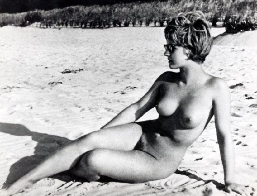 Nudity as the norm: why the Germans did not hesitate to undress in public Nudity as the norm: why the Germans did not hesitate to undress in public