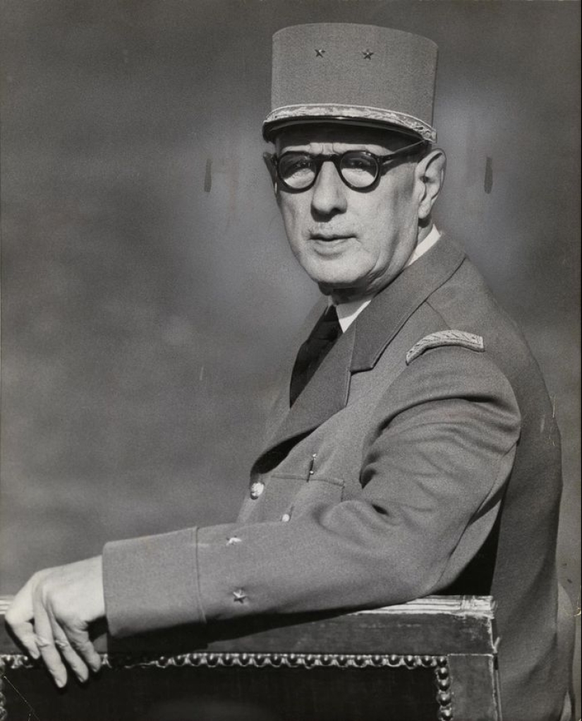 Nueva York en la década de 1940 a través de la lente de Weegee, el maestro de la fotografía policial. Nueva York en la década de 1940 a través de la lente de Weegee, el maestro de la fotografía policial.
