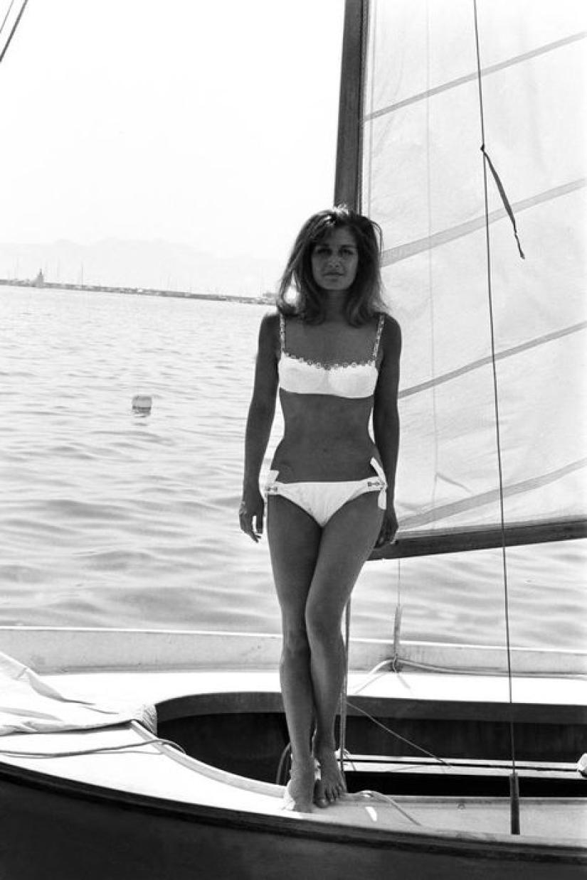 On a snow-white yacht: 20 vintage photos of Monroe, Hepburn and other stars at sea