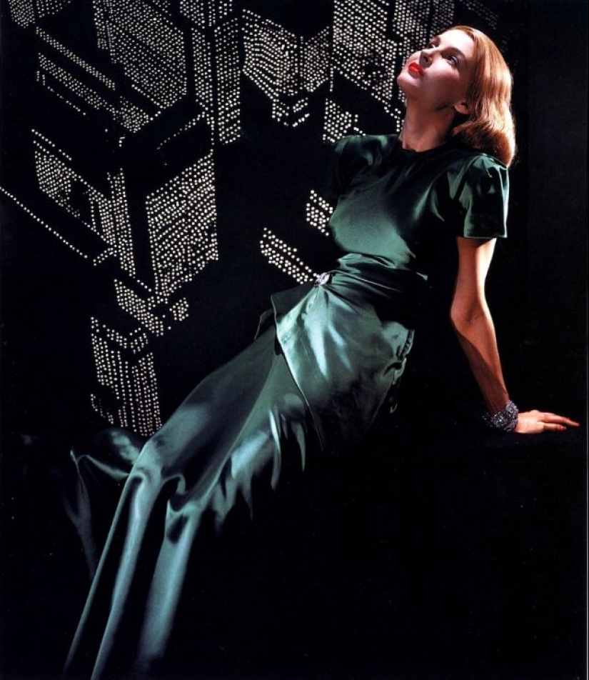 On the brink of surrealism: the stunning photography of Erwin Blumenfeld made in the 1940-ies On the brink of surrealism: the stunning photography of Erwin Blumenfeld made in the 1940-ies