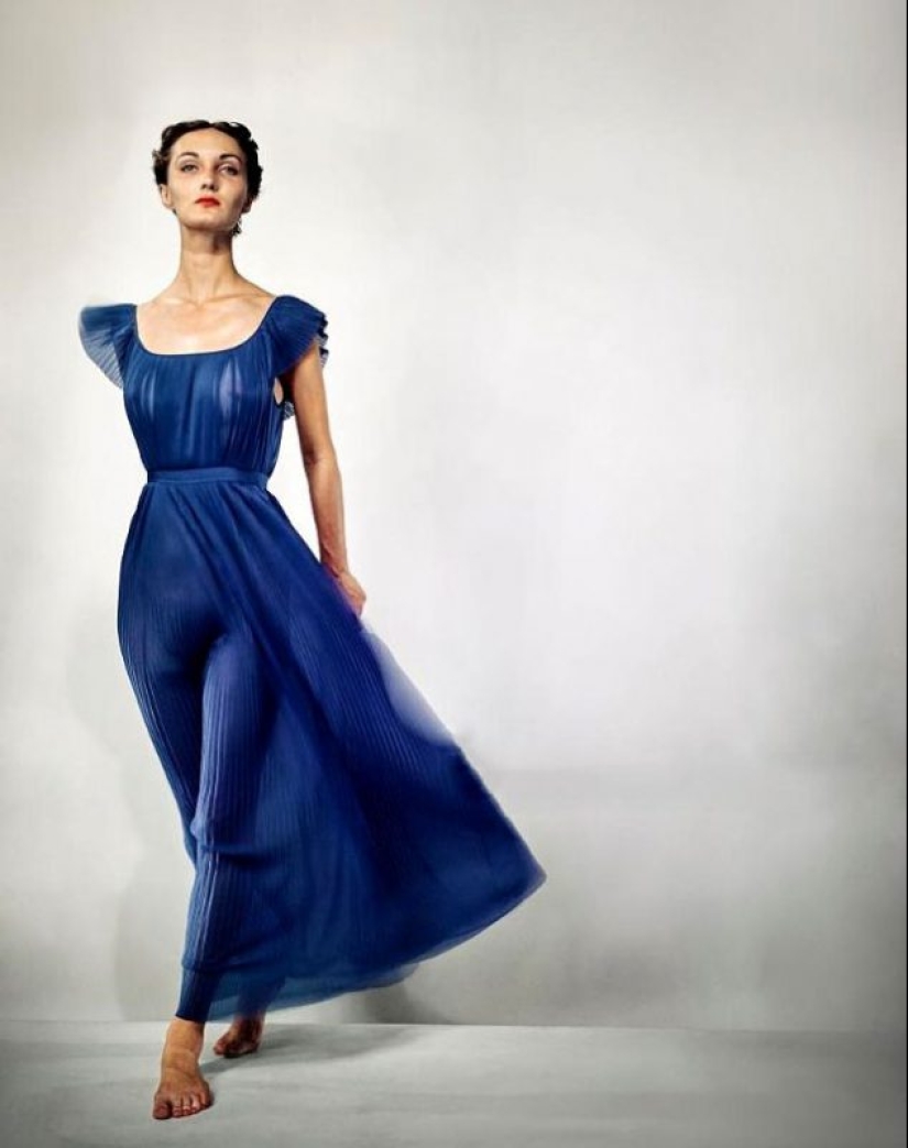 On the brink of surrealism: the stunning photography of Erwin Blumenfeld made in the 1940-ies On the brink of surrealism: the stunning photography of Erwin Blumenfeld made in the 1940-ies