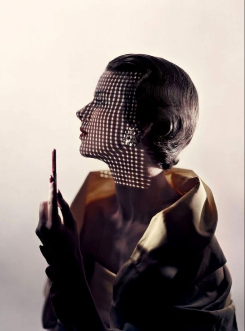 On the brink of surrealism: the stunning photography of Erwin Blumenfeld made in the 1940-ies On the brink of surrealism: the stunning photography of Erwin Blumenfeld made in the 1940-ies