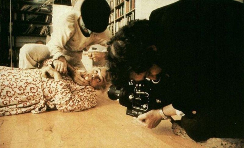 On the sets of classic Hollywood movies