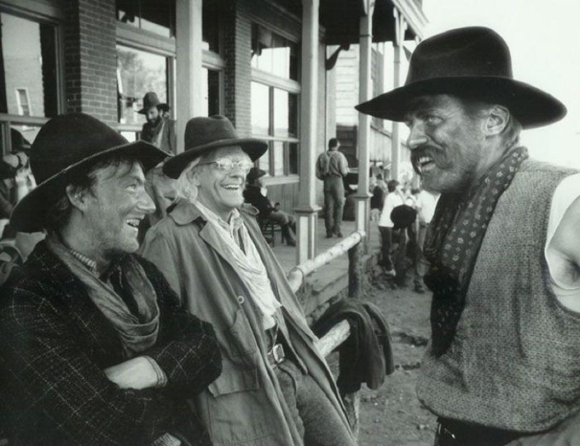 On the sets of classic Hollywood movies