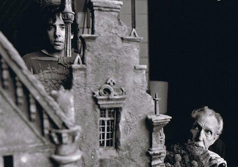 On the sets of classic Hollywood movies