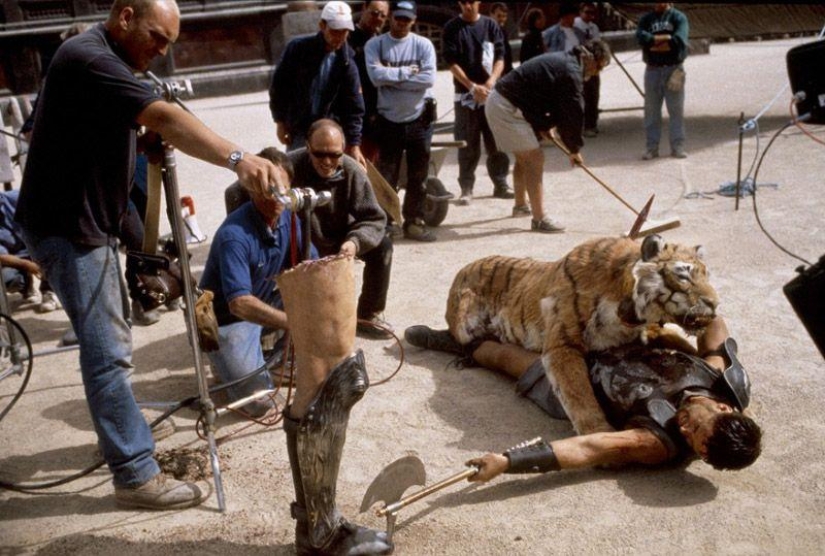 On the sets of classic Hollywood movies