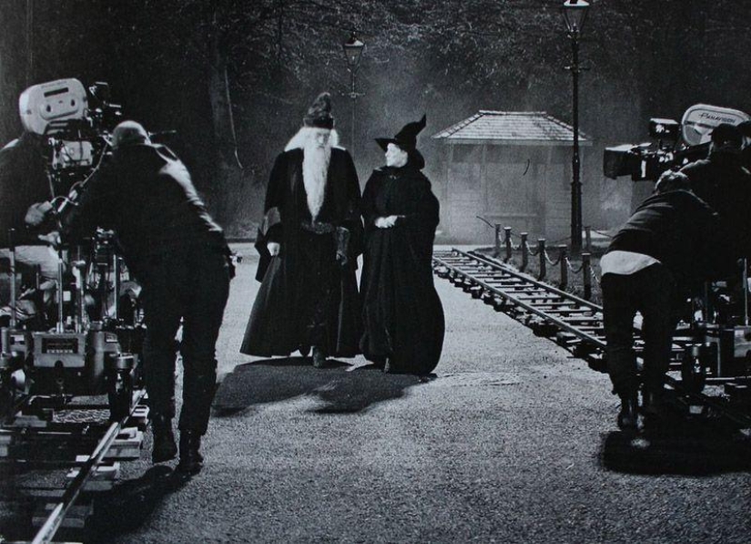 On the sets of classic Hollywood movies
