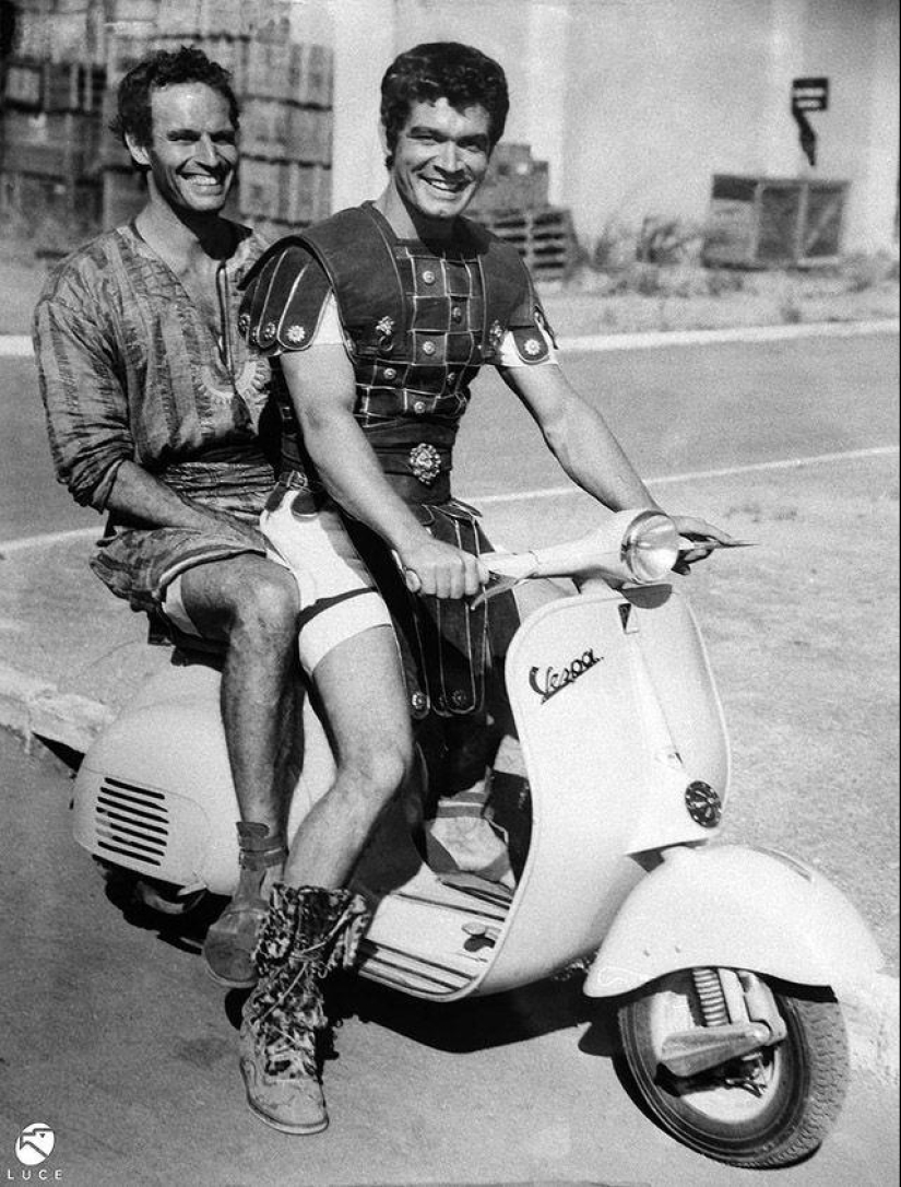 On the sets of classic Hollywood movies
