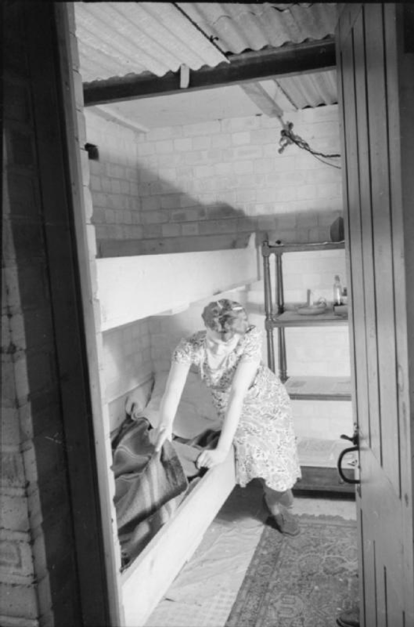 One day in the life of an Englishwoman in 1941