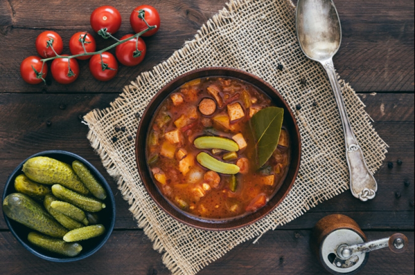 One jar — hundreds of dishes, how to choose and what to cook from stew One jar — hundreds of dishes, how to choose and what to cook from stew