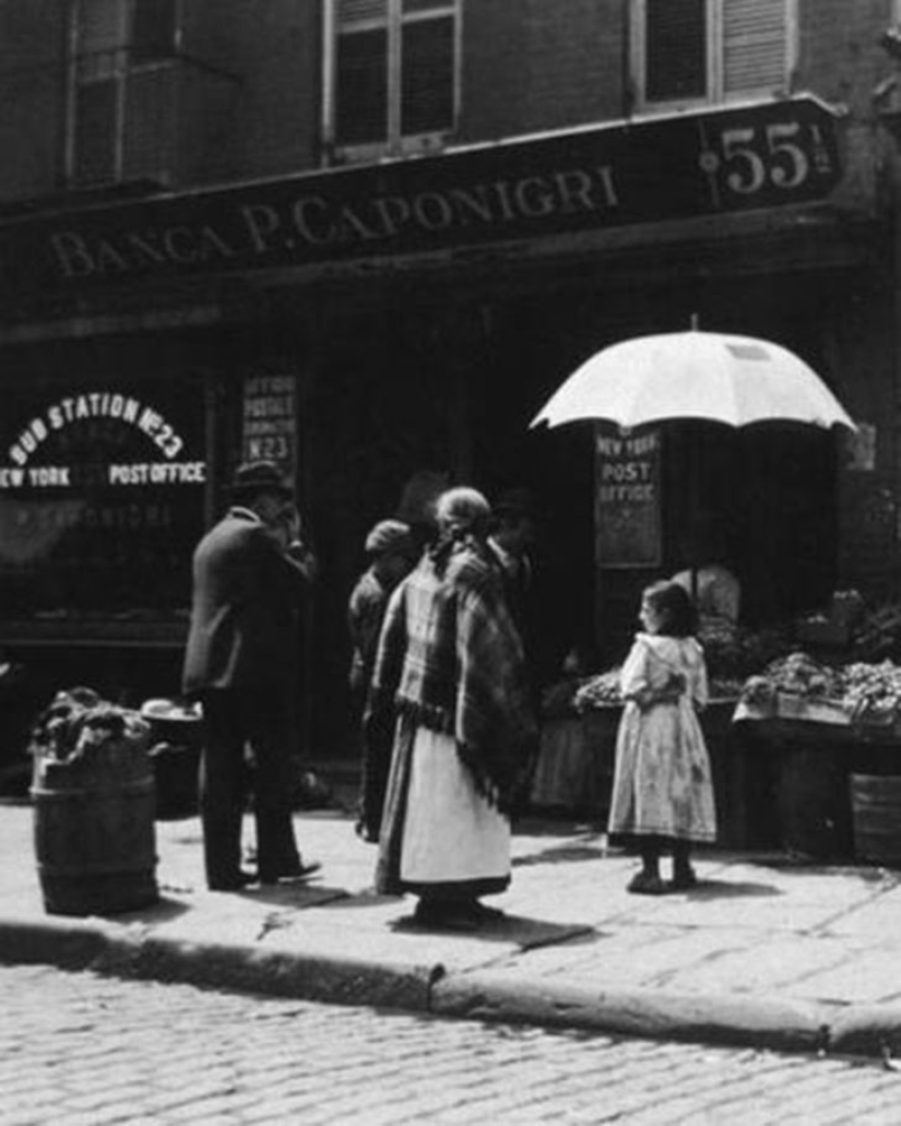 Pages of life of ordinary and poor Americans in New York of the XIX century Pages of life of ordinary and poor Americans in New York of the XIX century