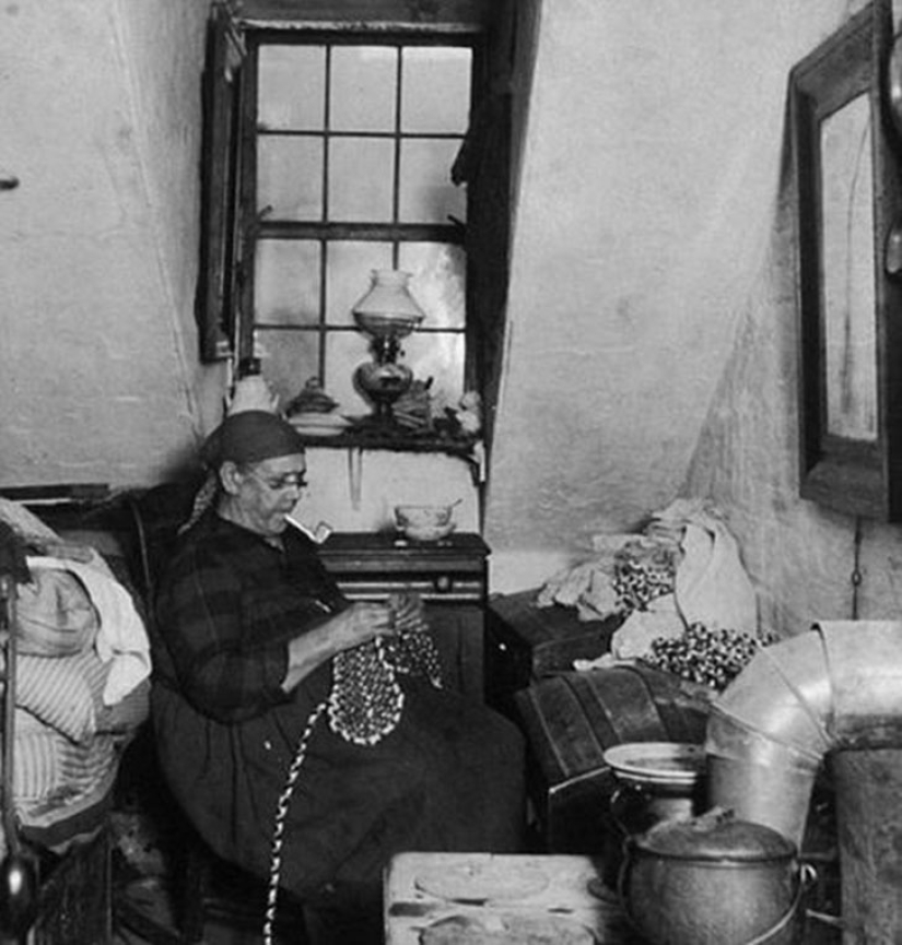 Pages of life of ordinary and poor Americans in New York of the XIX century Pages of life of ordinary and poor Americans in New York of the XIX century