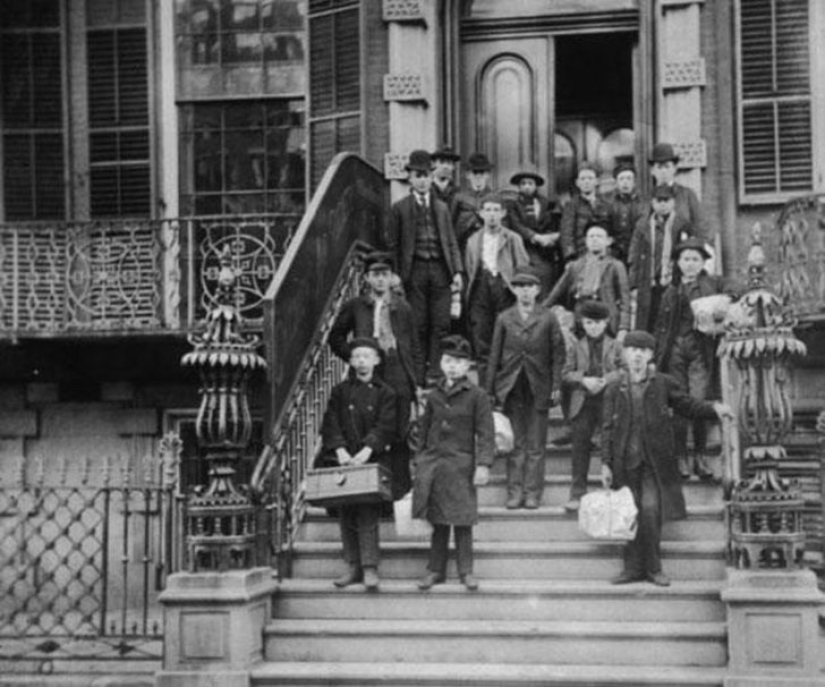 Pages of life of ordinary and poor Americans in New York of the XIX century Pages of life of ordinary and poor Americans in New York of the XIX century