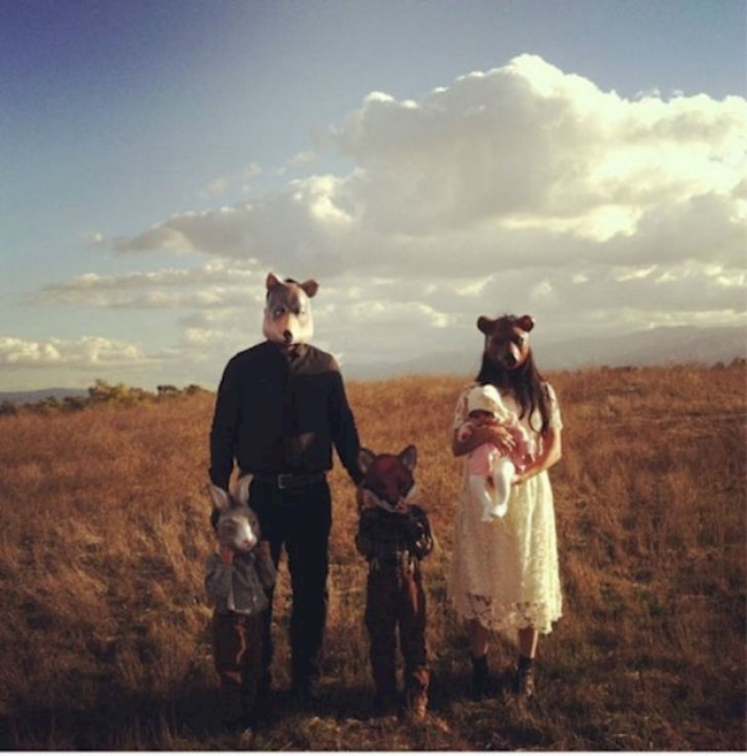 Painfully ridiculous family photos Painfully ridiculous family photos