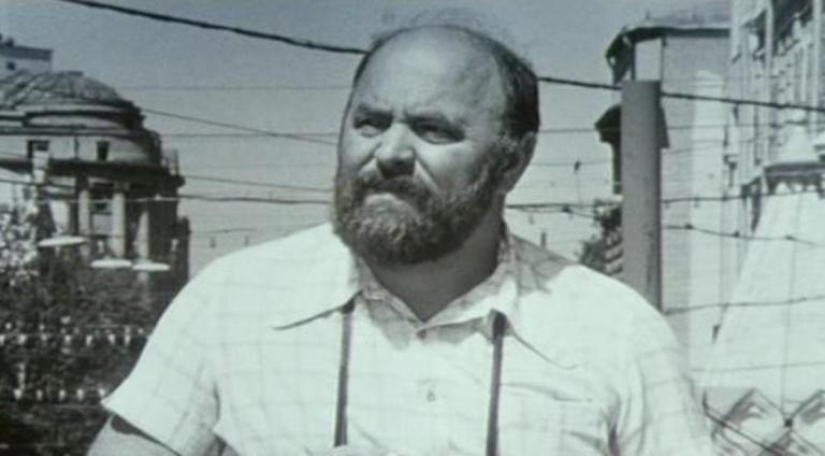 "¡Papi! ¿Hay luz?": historia divertida del hombre barbudo de la Mano de Diamante