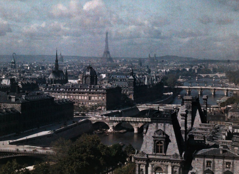 Paris 1923 - epicenter of art and progress