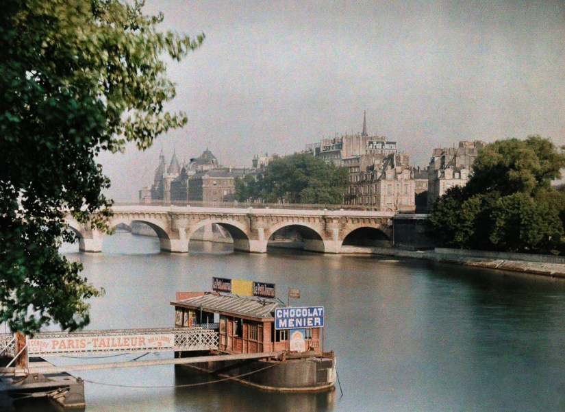 Paris 1923 - epicenter of art and progress