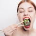 Pesado de placas, música y más de 8 maneras de engañar al cerebro y hacer la comida más sabrosa Pesado de placas, música y más de 8 maneras de engañar al cerebro y hacer la comida más sabrosa
