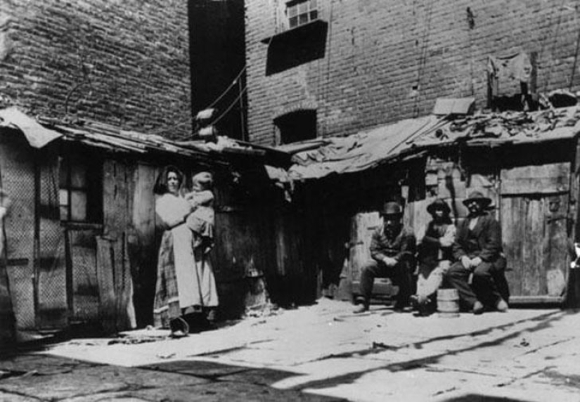 Páginas de la vida de los estadounidenses comunes y pobres en Nueva York del siglo XIX Páginas de la vida de los estadounidenses comunes y pobres en Nueva York del siglo XIX