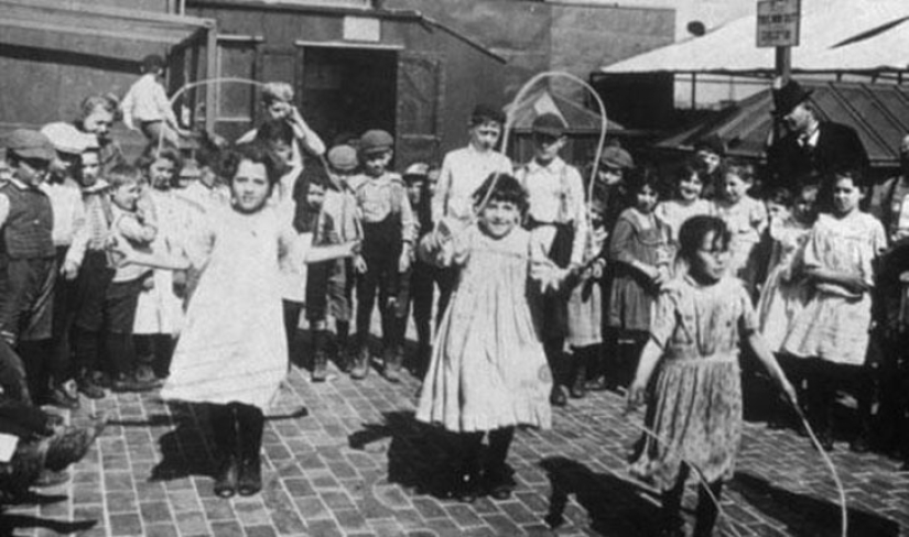 Páginas de la vida de los estadounidenses comunes y pobres en Nueva York del siglo XIX Páginas de la vida de los estadounidenses comunes y pobres en Nueva York del siglo XIX