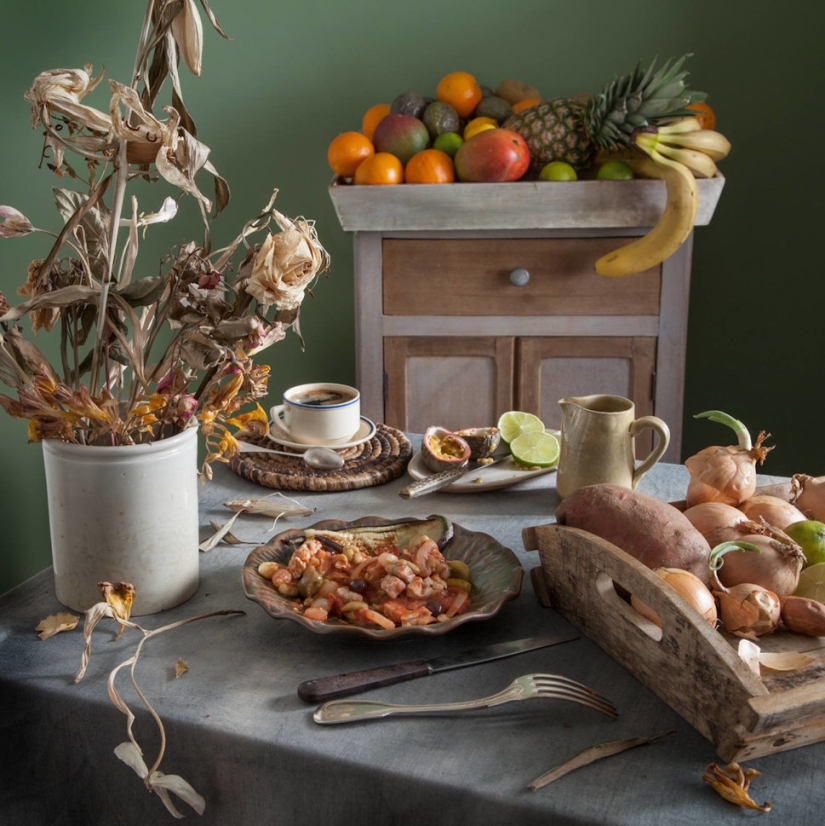 Photographer recreates the feasts described in the pages of famous literary works