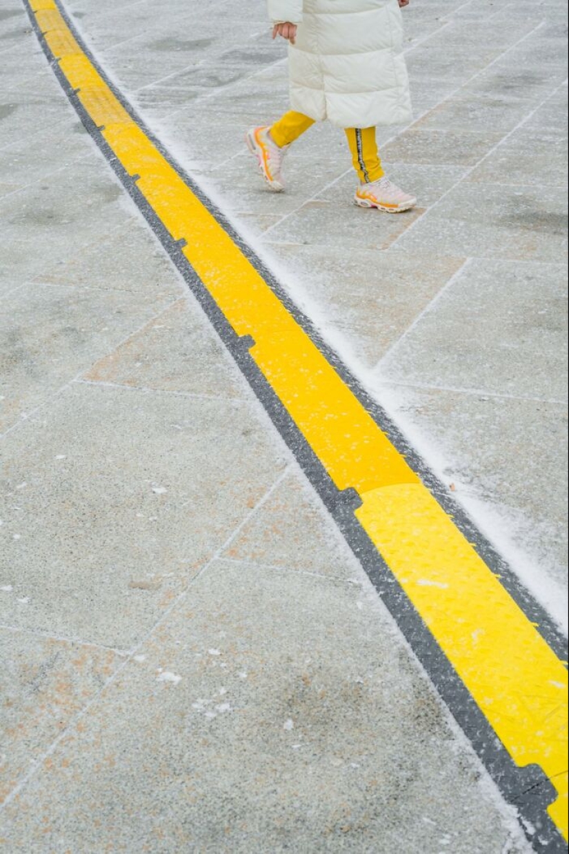 Photojournalist André Proves That Simplicity Can Be Truly Powerful