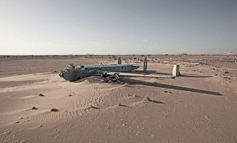 Plane crashes that ended in a happy ending