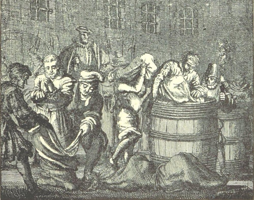 Poena cullei or "execution in a bag": the most severe Roman punishment