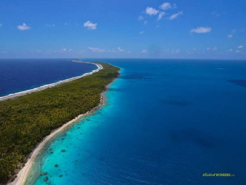 Polynesian paradise from the height of a kite