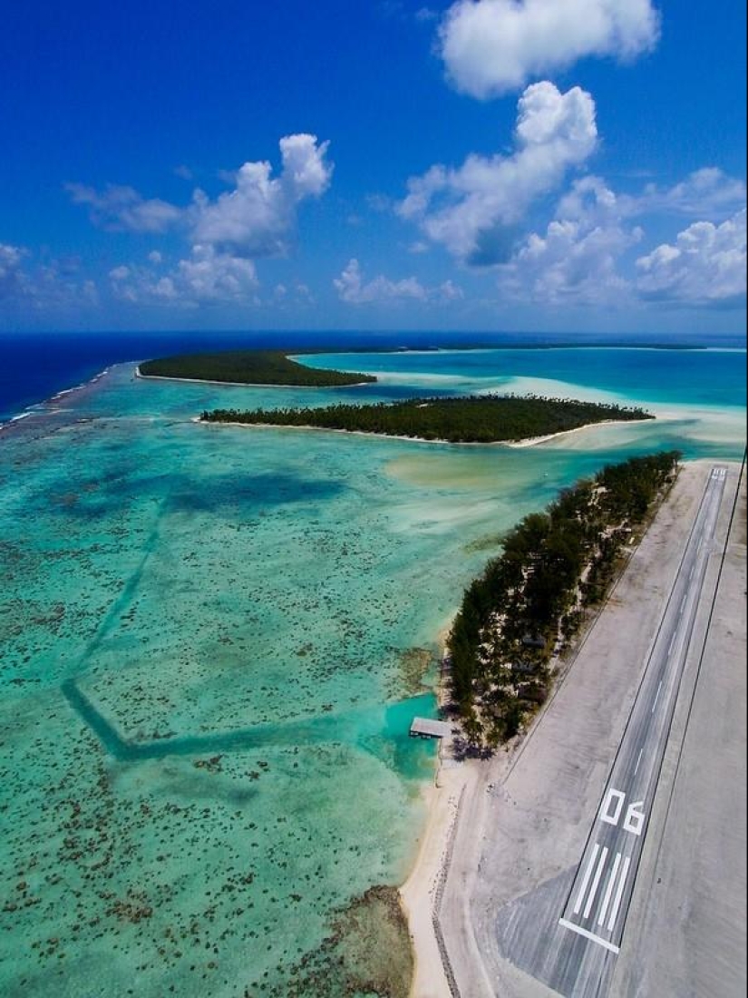 Polynesian paradise from the height of a kite