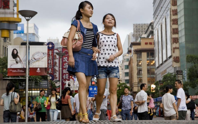 Por qué alquilan novias y novios en China
