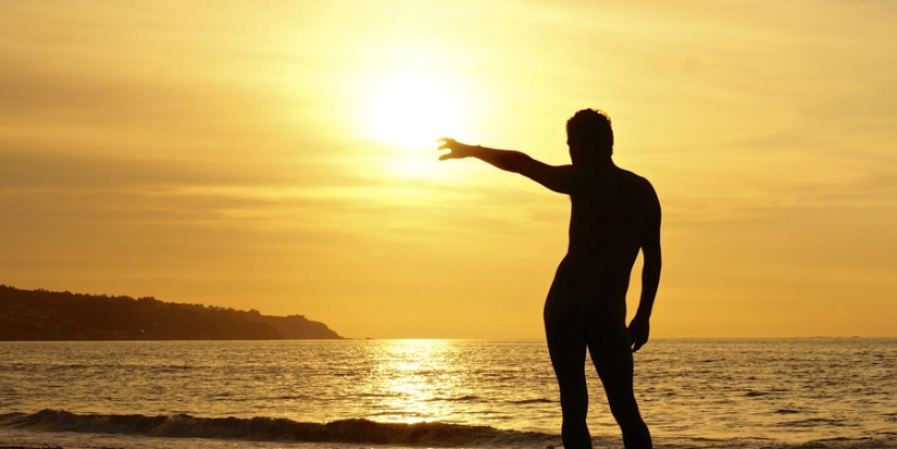 Por qué caminar desnudo: Una breve historia del Nudismo Por qué caminar desnudo: Una breve historia del Nudismo