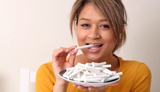 Por qué las personas piensan Mel "alimento de los dioses": la alteración del gusto o necesidad? Por qué las personas piensan Mel "alimento de los dioses": la alteración del gusto o necesidad?