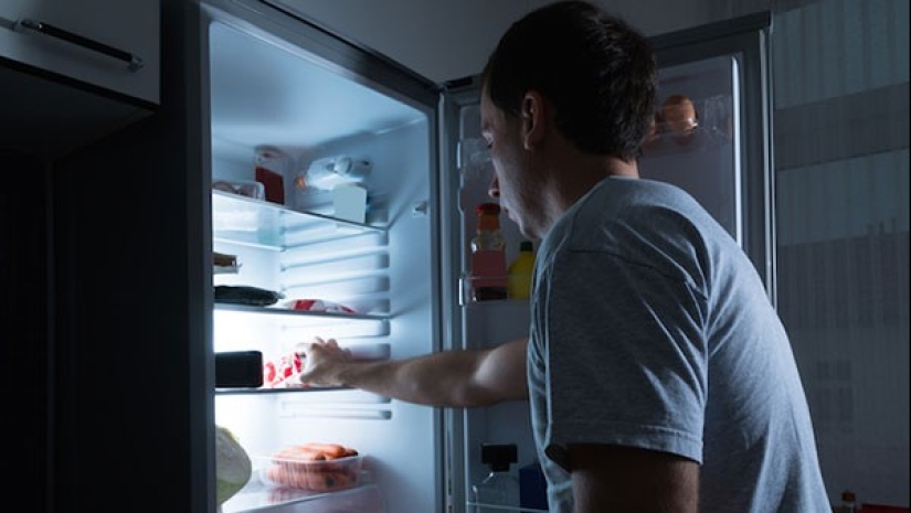 Por qué no dormimos lo suficiente: los científicos hablaron de las principales razones