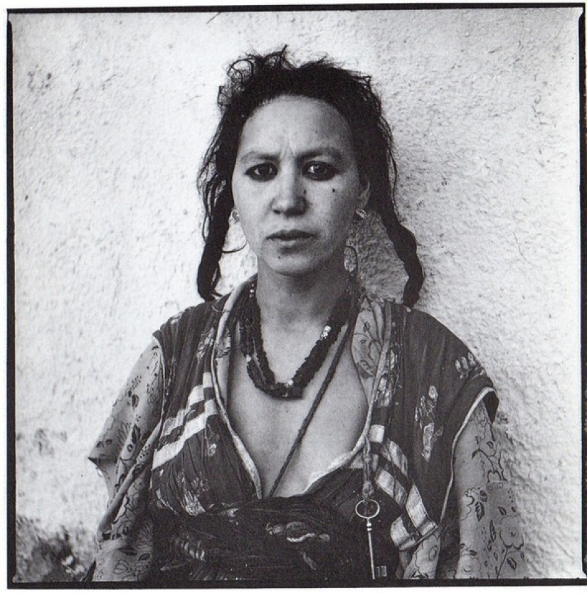 Portraits beyond the edge Portraits beyond the edge