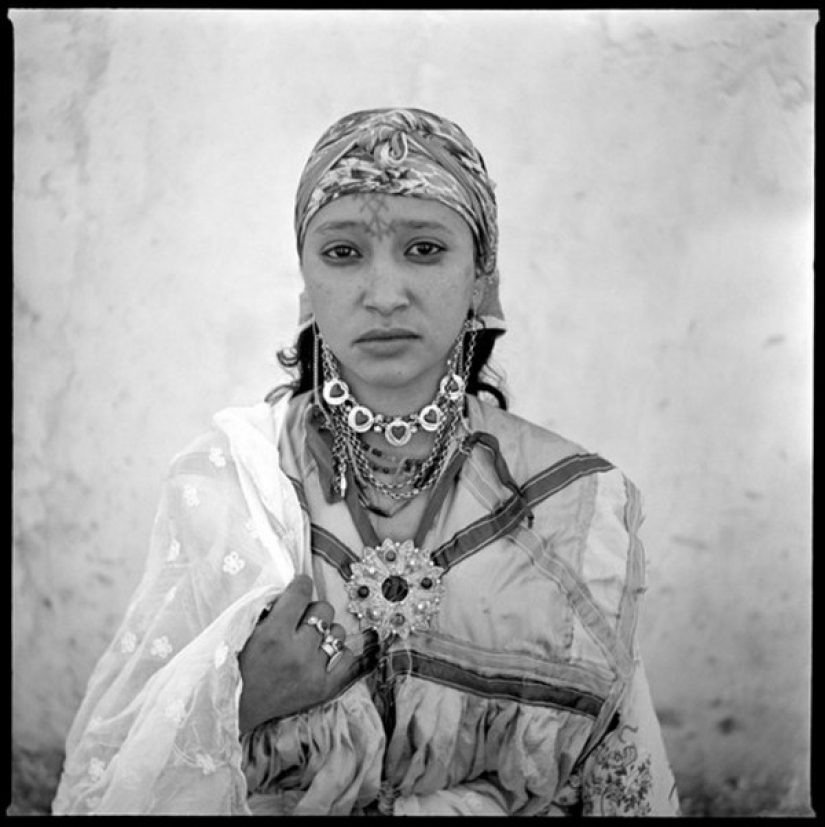 Portraits beyond the edge Portraits beyond the edge