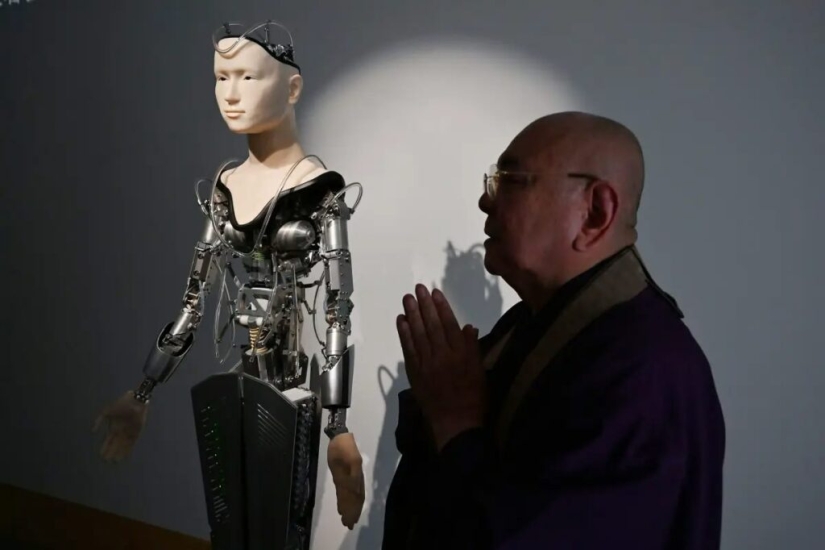 Progress has come so far: a robot preacher works in a Japanese temple