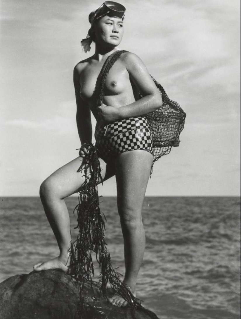 Proyecto erótico único "Mujeres del Mar" del fotógrafo japonés Iwase Yoshiyuki Proyecto erótico único "Mujeres del Mar" del fotógrafo japonés Iwase Yoshiyuki