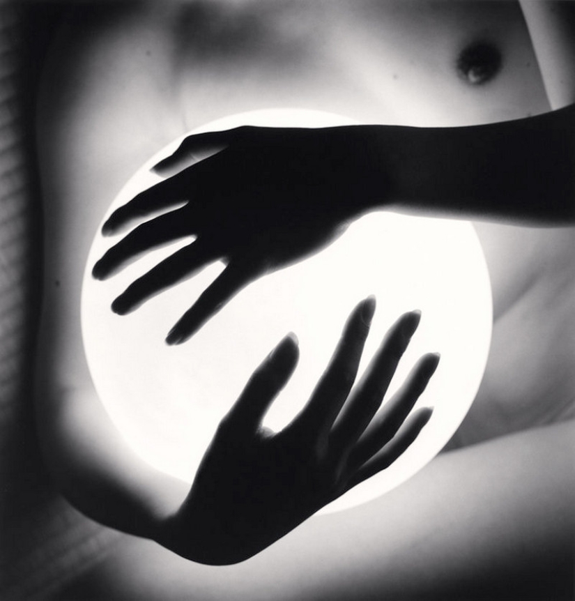 Proyecto fotográfico de Michael Kenna "Rafu": desnudo femenino al estilo del haiku japonés Proyecto fotográfico de Michael Kenna "Rafu": desnudo femenino al estilo del haiku japonés