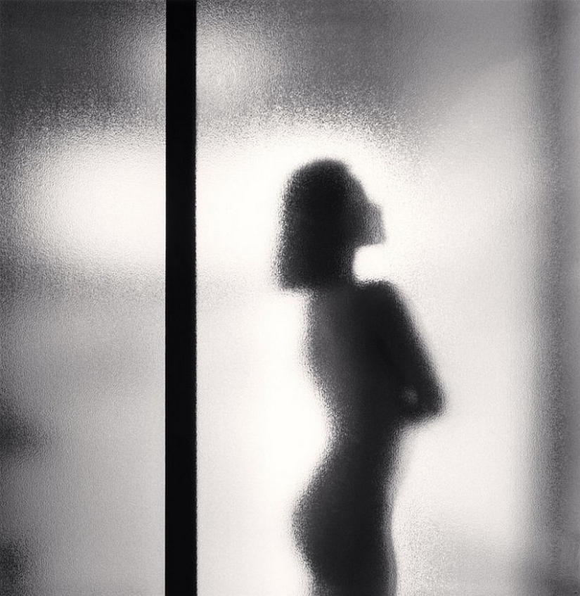 Proyecto fotográfico de Michael Kenna "Rafu": desnudo femenino al estilo del haiku japonés Proyecto fotográfico de Michael Kenna "Rafu": desnudo femenino al estilo del haiku japonés