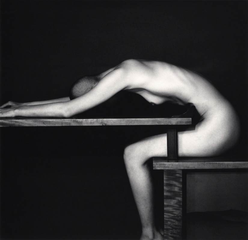 Proyecto fotográfico de Michael Kenna "Rafu": desnudo femenino al estilo del haiku japonés Proyecto fotográfico de Michael Kenna "Rafu": desnudo femenino al estilo del haiku japonés