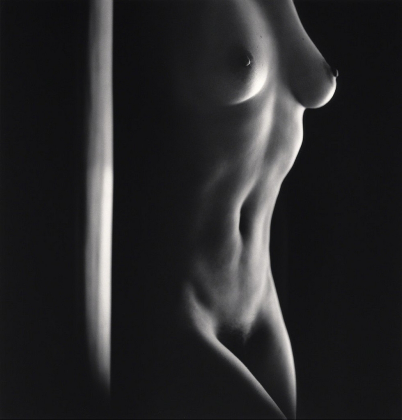 Proyecto fotográfico de Michael Kenna "Rafu": desnudo femenino al estilo del haiku japonés Proyecto fotográfico de Michael Kenna "Rafu": desnudo femenino al estilo del haiku japonés