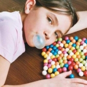 ¿Qué pasa si tragas chicle? ¿Qué pasa si tragas chicle?