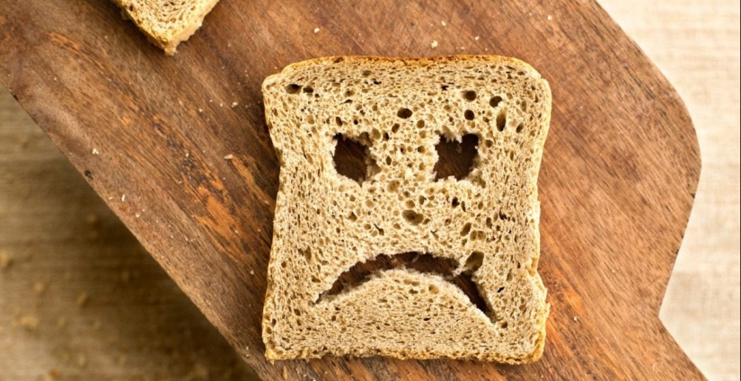¿Qué sucede si usted come el pan con moho