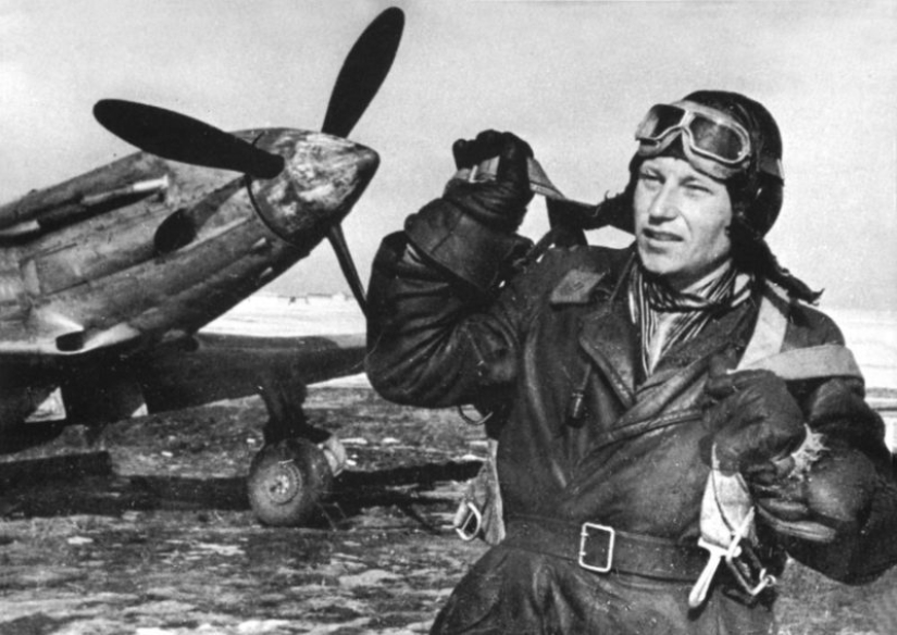 Quemado, sino que guardó a los niños: acerca de la hazaña sin precedentes de piloto Alexander Mamkin